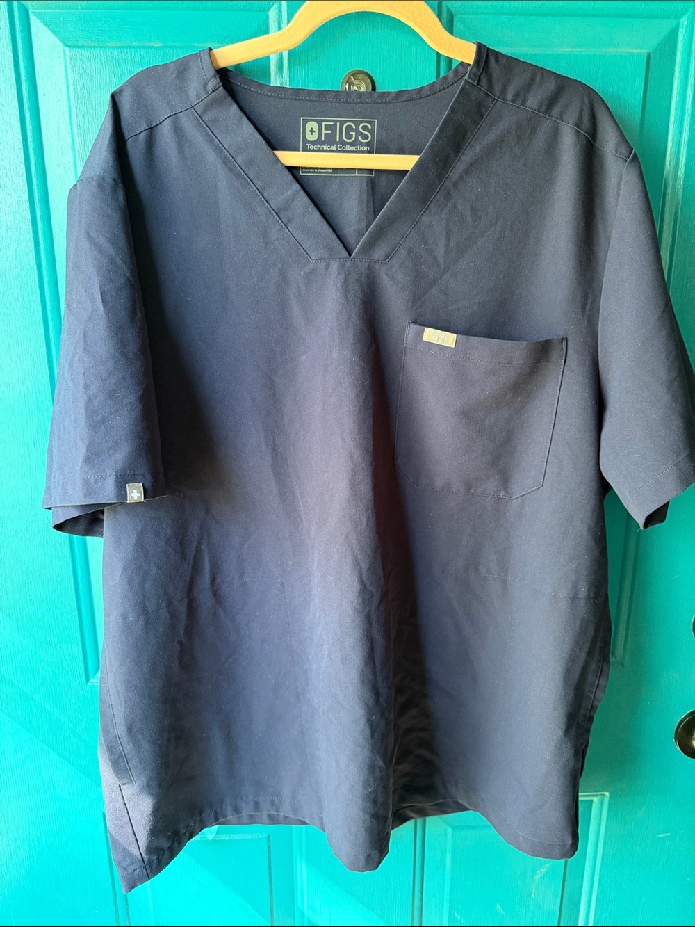Figs navy scrub top